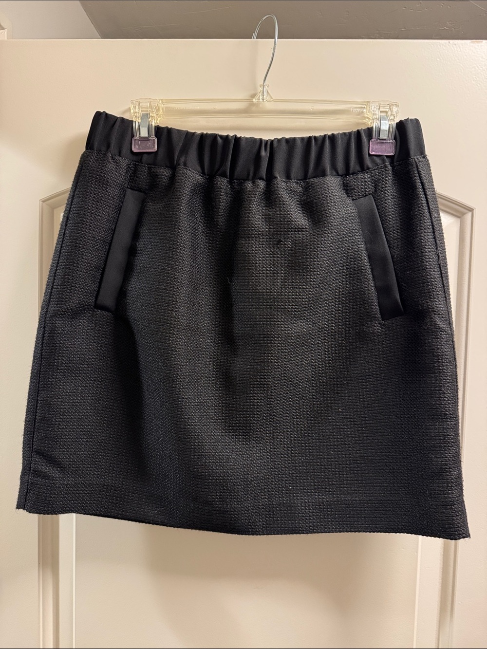Black A-line Elastic-Waist Skirt - Women’s Small